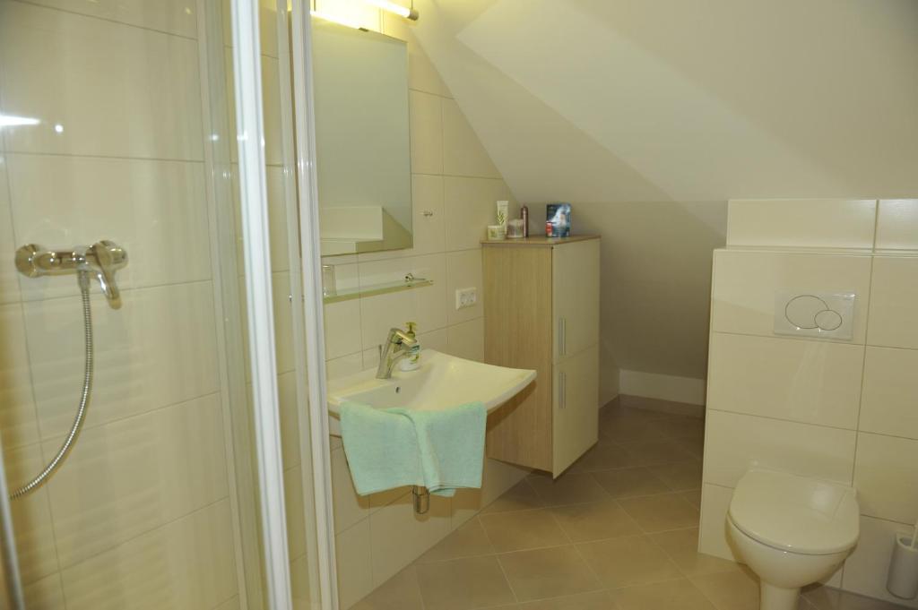 Villa Gut Neusess Mauterndorf  Zimmer foto
