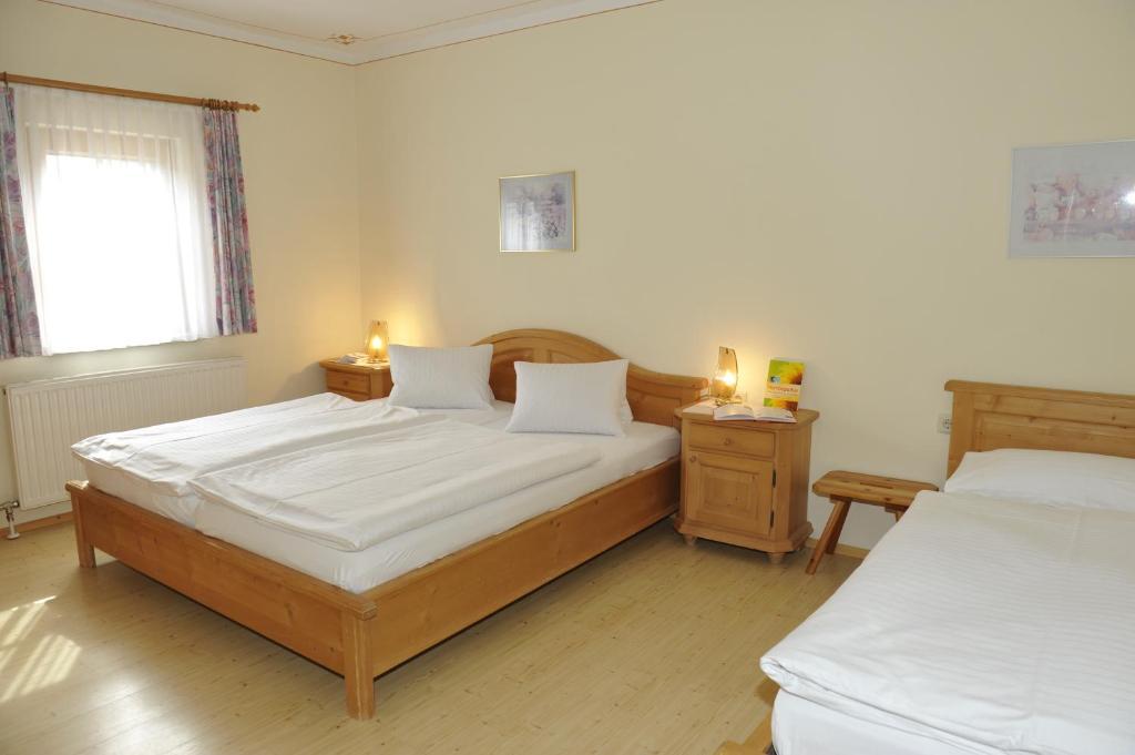 Villa Gut Neusess Mauterndorf  Zimmer foto