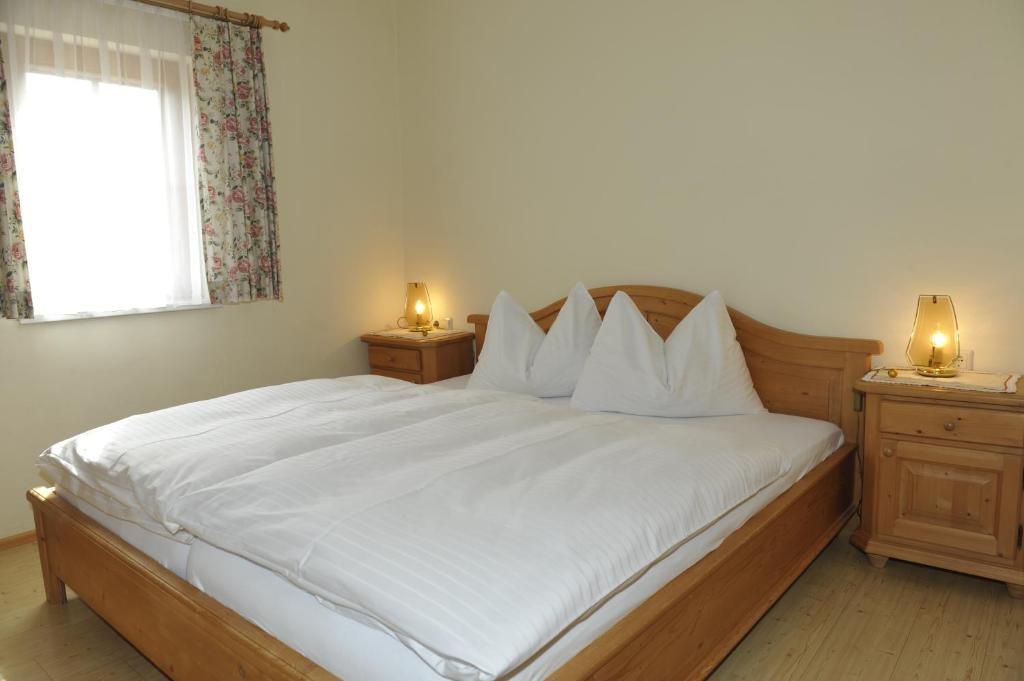 Villa Gut Neusess Mauterndorf  Zimmer foto